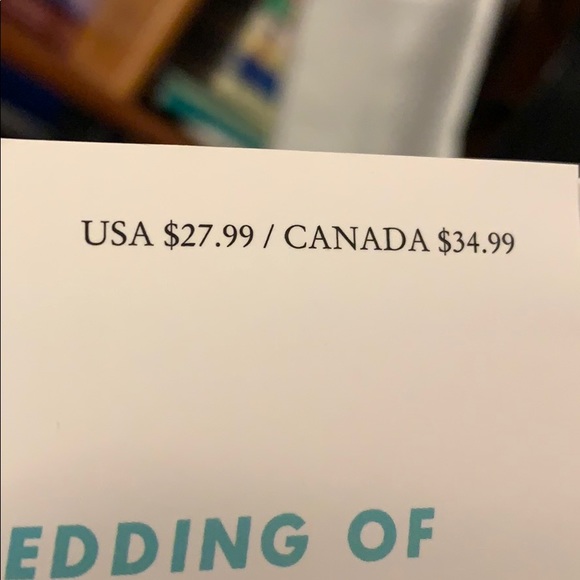 The Guest List by Lucy Foley - Picture 3 of 3